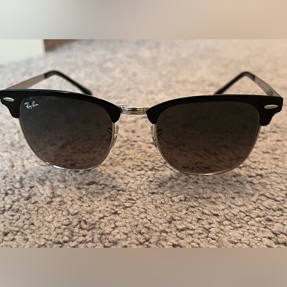 Ray-Ban Clubmaster Classic - Picture 4 of 4